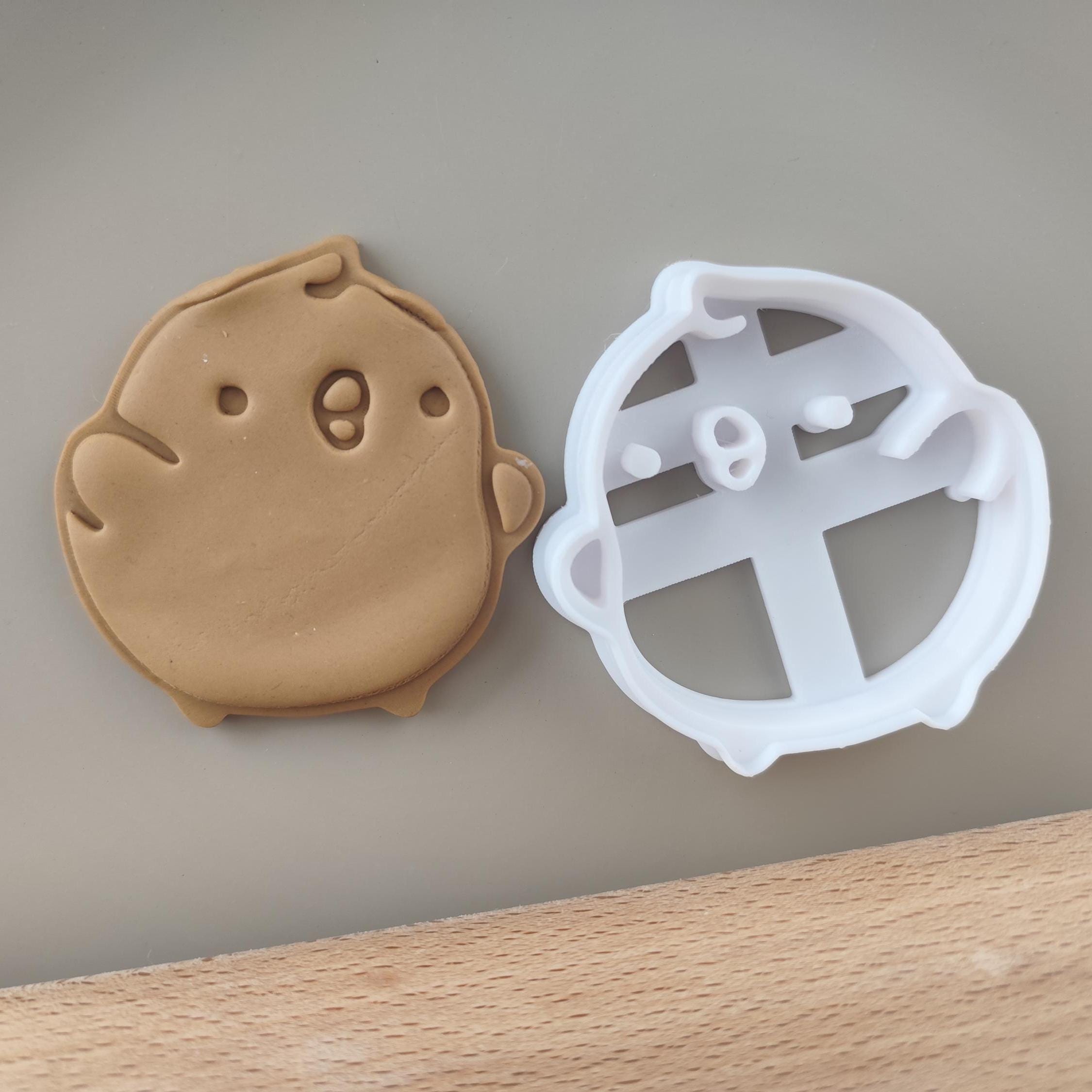 Angry Chicken Cookie Cutter: Funny Baking & Clay Mold