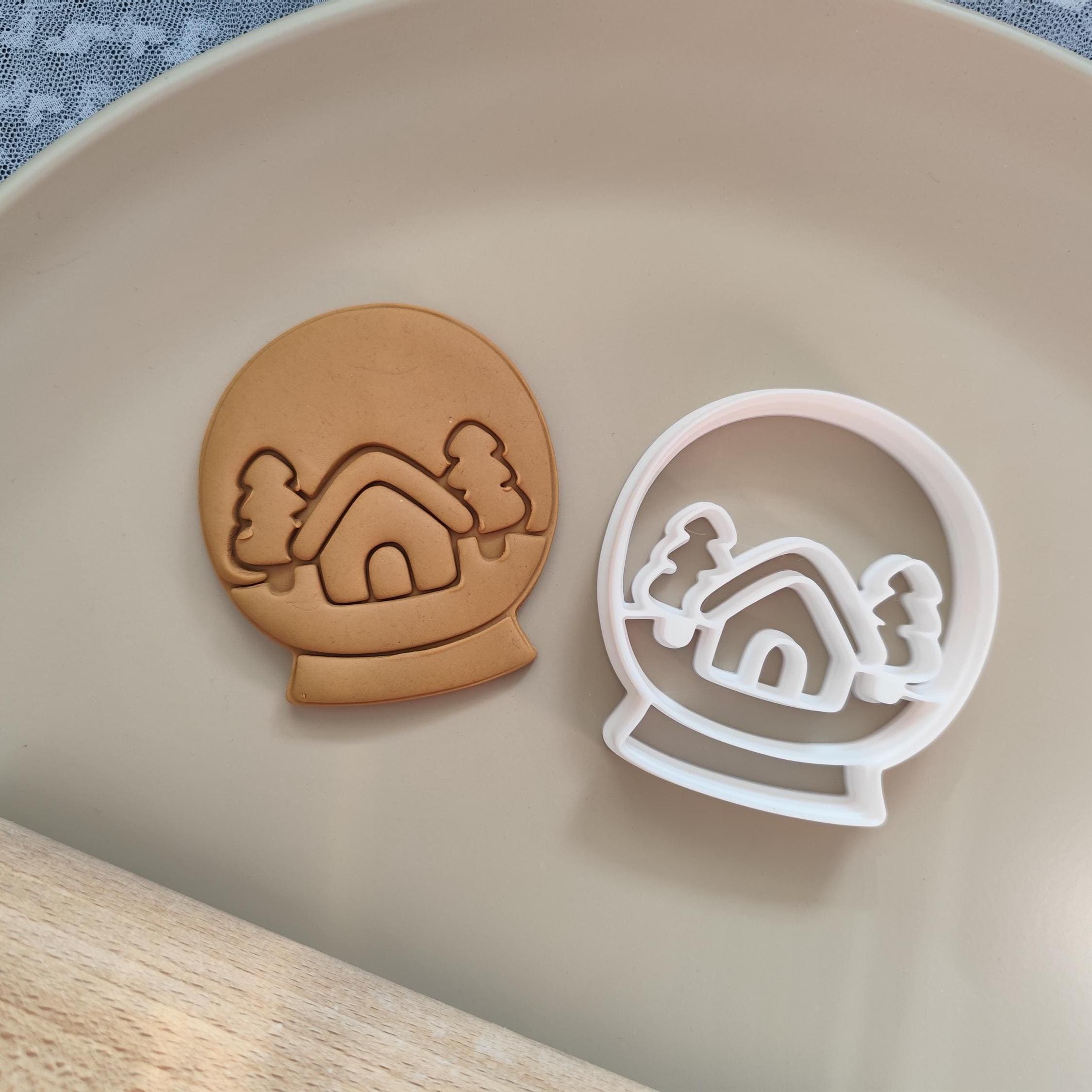 Christmas Ball Cookie Cutter: Holiday Baking, Winter Cabin