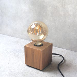 Woodlamp LED Filamen table lamp E27 / Lamp G80 / Industrial Retro Vintage Design Modern light / Bedside lamp / Desk lamp