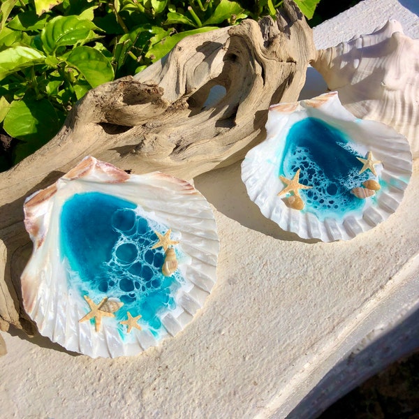 Beach resin ocean large scallop shell ring trinket ring dish. Turquoise aqua blue green  gift idea ring bearer ocean lover shell home decor