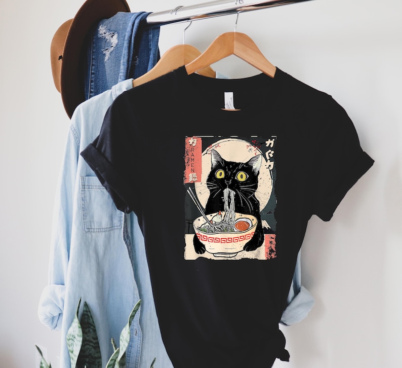 Ramen Cat Shirt, Cute Noodle Cat Sweatshirt, Kawaii Japanese Anime Cat Shirt, Anime Cat T-Shirt, Japanese Tee, Ramen Lover, Cat Lover Gift bild 4