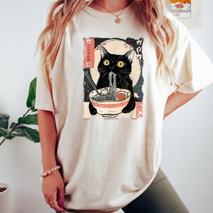 Ramen Cat Shirt, Cute Noodle Cat Sweatshirt, Kawaii Japanese Anime Cat Shirt, Anime Cat T-Shirt, Japanese Tee, Ramen Lover, Cat Lover Gift bild 5