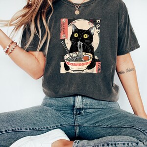 Ramen Cat Shirt, Cute Noodle Cat Sweatshirt, Kawaii Japanese Anime Cat Shirt, Anime Cat T-Shirt, Japanese Tee, Ramen Lover, Cat Lover Gift bild 7