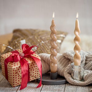 Twisted Spiral Candle,Twisted Taper, Handmade,Dinner Table Candle, Pastel Candle, Pillar Candle,Valentine's Day Candles,Decorative Candle
