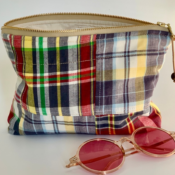 Zipper Pouch, Plaid bag, Madras Plaid, Travel Pouch, Cute Makeup Bag