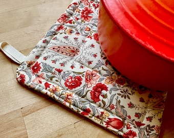 Paisley Potholder Set, Table Trivet, Farmhouse Style, Durable and Pretty Kitchen Decor