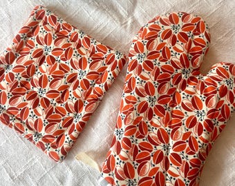 Red Floral Oven Mitt and Potholder Set, Denyse Schmidt Fabric