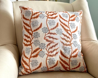Botanical Pillow Cover: Modern Farmhouse Cotton Twill, Golden Vines