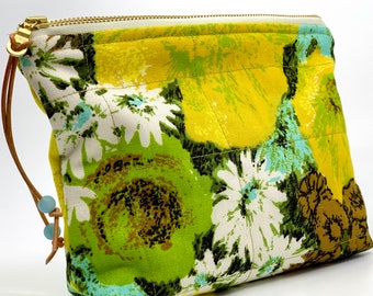 Vintage Floral Zipper Pouch: 1970s Repurposed Fabric Bag