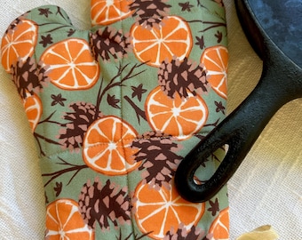 Cozy Pine Cones and Oranges Oven Mitt for Fall and Winter