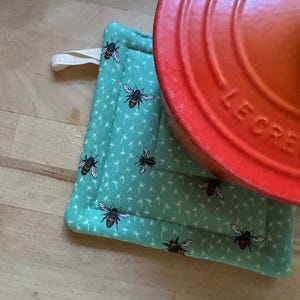Potholder with Honeybees, pretty trivet, bee lover gift