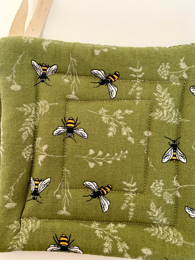 Green Potholder with Honeybees, pretty trivet, bee lover gift image 2