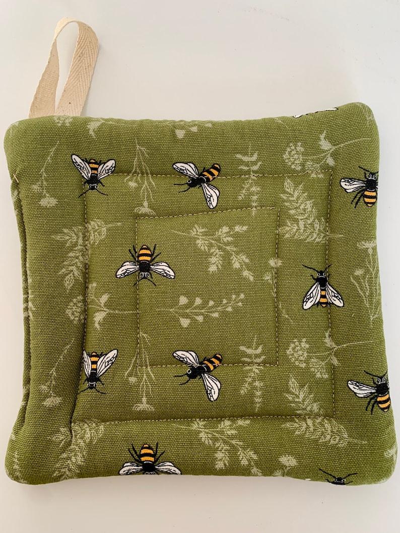 Green Potholder with Honeybees, pretty trivet, bee lover gift image 1