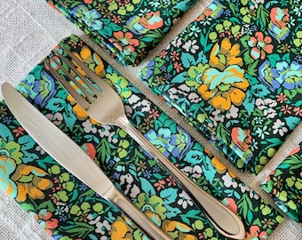 Reusable Cloth Napkin Set, Flower Napkins for your Beautiful Table!