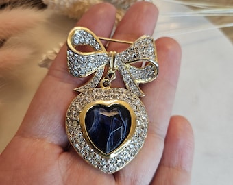 Cute vintage St. John golden bow heart brooch from the early 1980s gift idea Christmas present