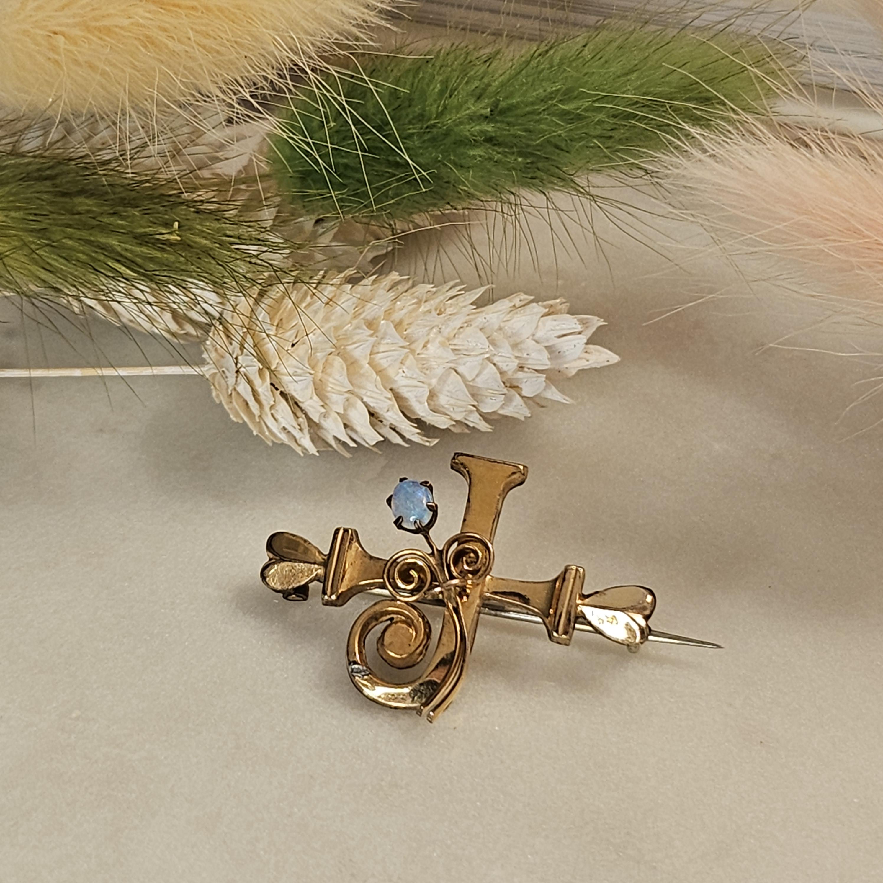 Broche Vintage Grenat Et Tombac - Forme Trèfle Bohème - Vers 1900 - Allemagne