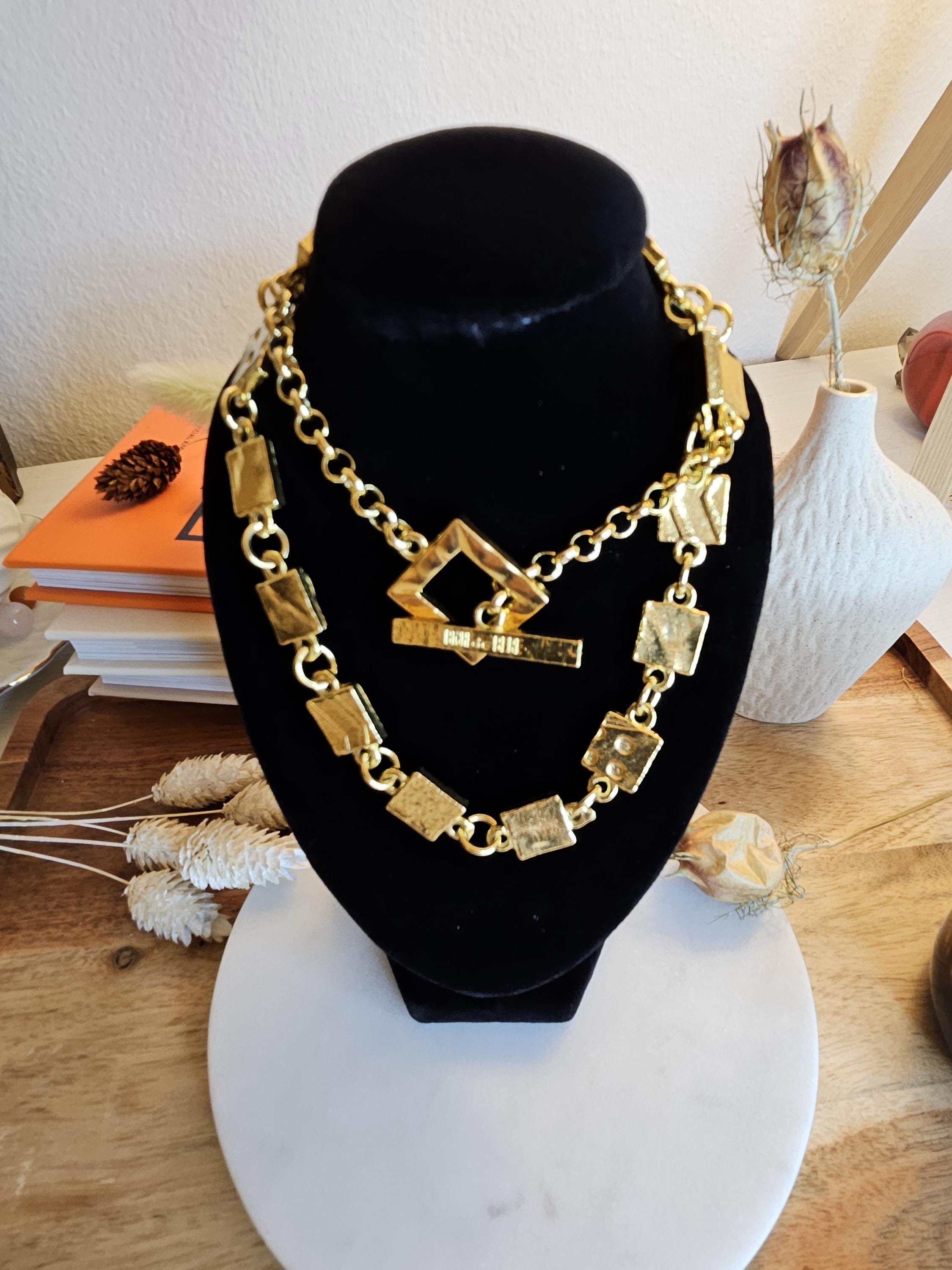 Collier Vintage Biche De Bere Années 80 - Perles Et étain, Style Moderniste Français