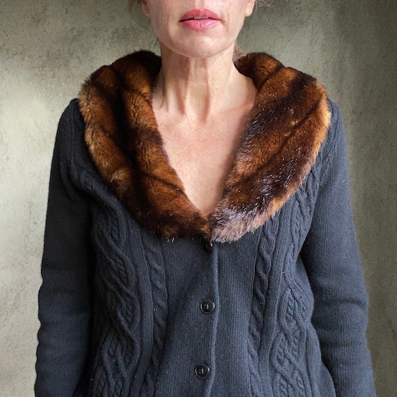 Cable wool cardigan with faux fur collar