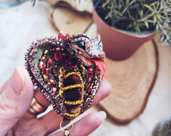 Handmade Snake Brooch – Embroidered Beaded Jewelry, Unique Statement Pin, Elegant Gift for Women