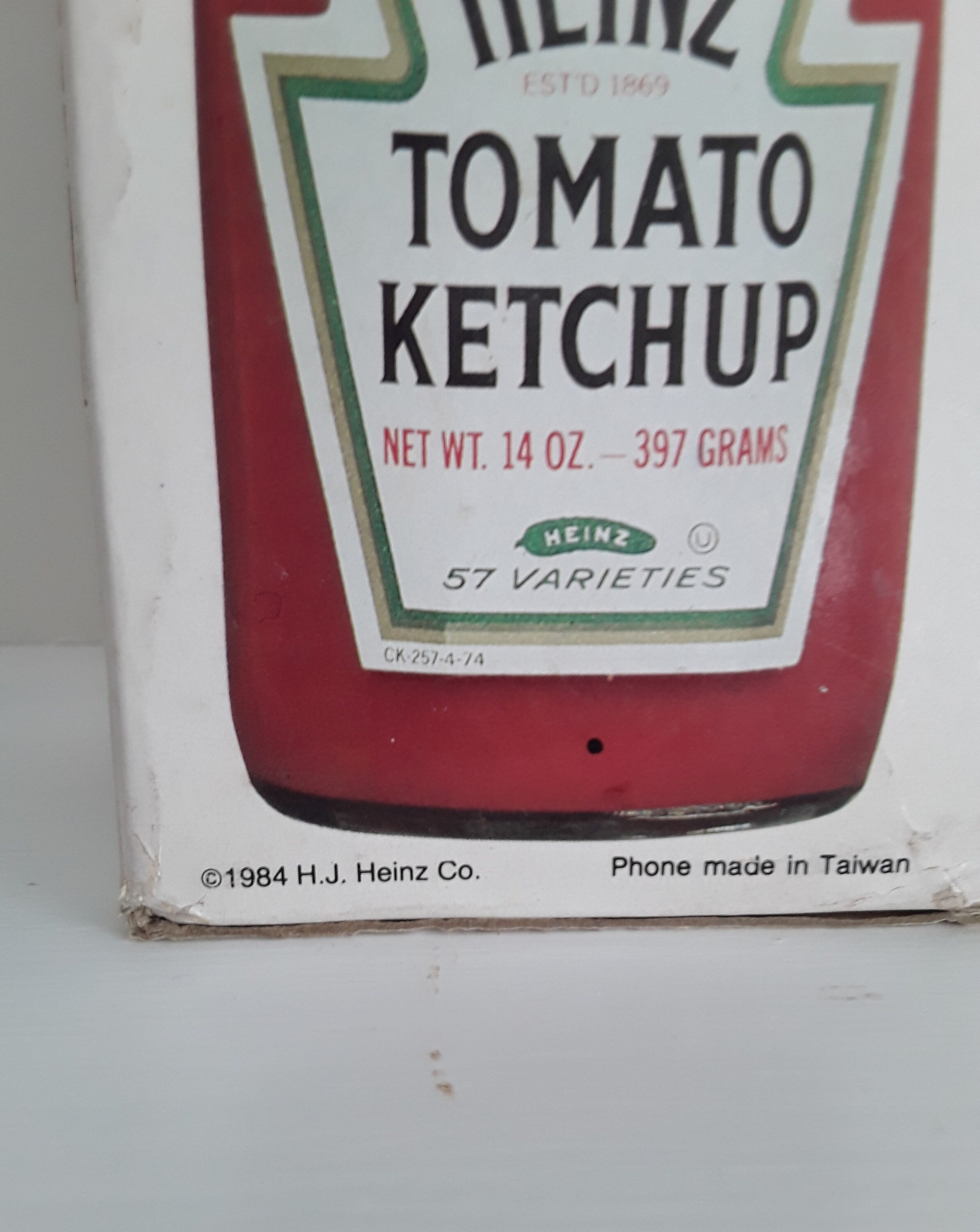 Heinz Ketchup Bottle Phone in Original Box Novelty Telephone Heinz Ketchup Bottle Phone in Original Box Novelty Telephone
