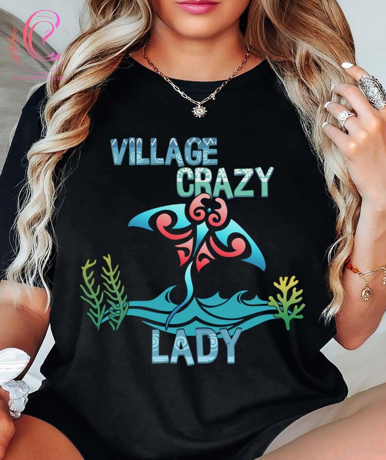 Dorf Crazy Lady Shirt, Gramma Tala Stingray T-Shirt, Moana Familienreise Shirt, Disneyland Urlaub T-Shirt, lustige Disney Oma, polynesischer Rochen Bild 4
