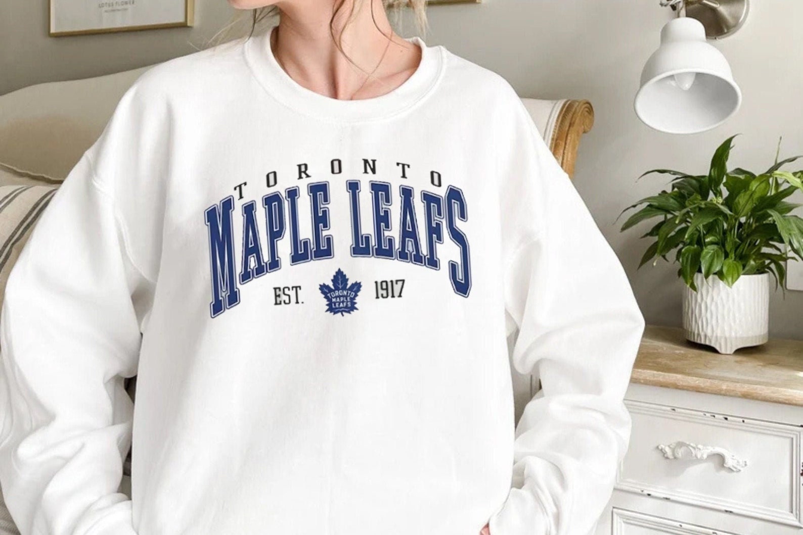 Men's Starter Navy Toronto Maple Leafs Arch City Team Graphic Fleece Pullover Hoodie Size: Large