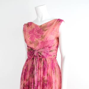 Vintage 1950s Fit and Flare Dress Ruched Waist Garden Dress Nylon Chiffon Floral Print Dress XXS image 6