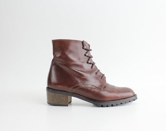 sz 5 Vintage Joan & David Leather Lace Up Boots | Brown Leather Ankle Boots | 1990s Leather Shoes | Made in Italy | 35.5