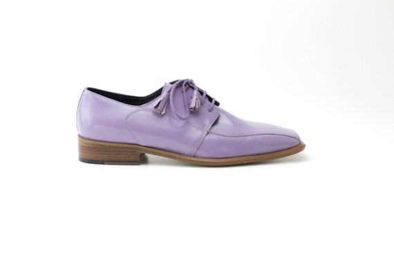 lavender dress shoes