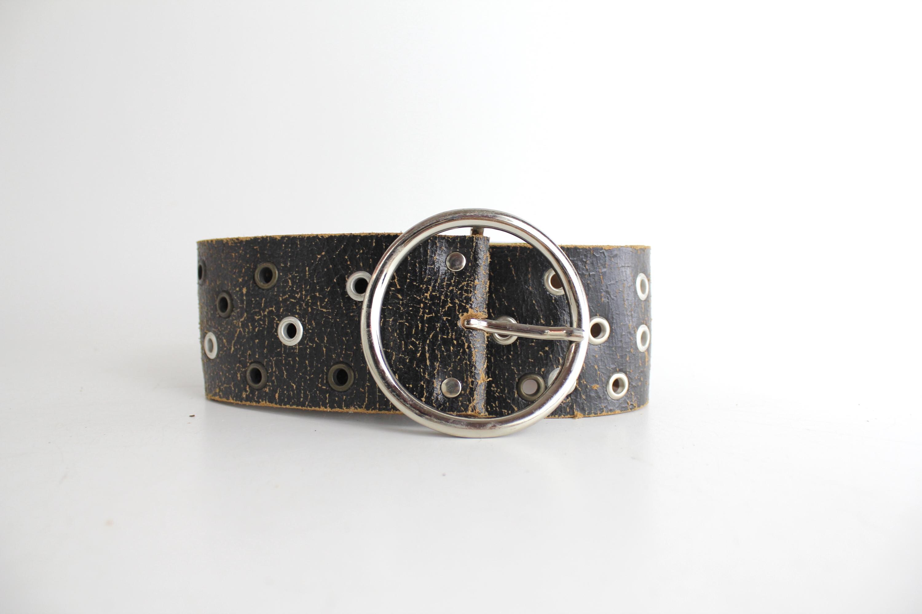 Bohemian distressed embossed with ☮️✌️silver-tone buckle leather belt RGWYGCG Belt Men, Leather Buckle Belts Silver Pattern Buckle  main image 2