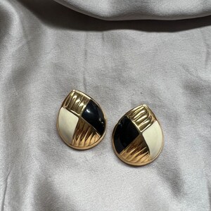 Vintage Black and Gold Enamel Earrings | Teardrop Goldtone Pierced Earrings | 1980s Statement Earrings