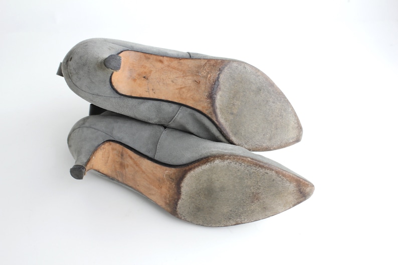 Italian Leather Gored Ankle Boots AS-IS 37.5 size 7 Minimal Nubuck Leather Booties Vintage Gray Leather Ankle Boots