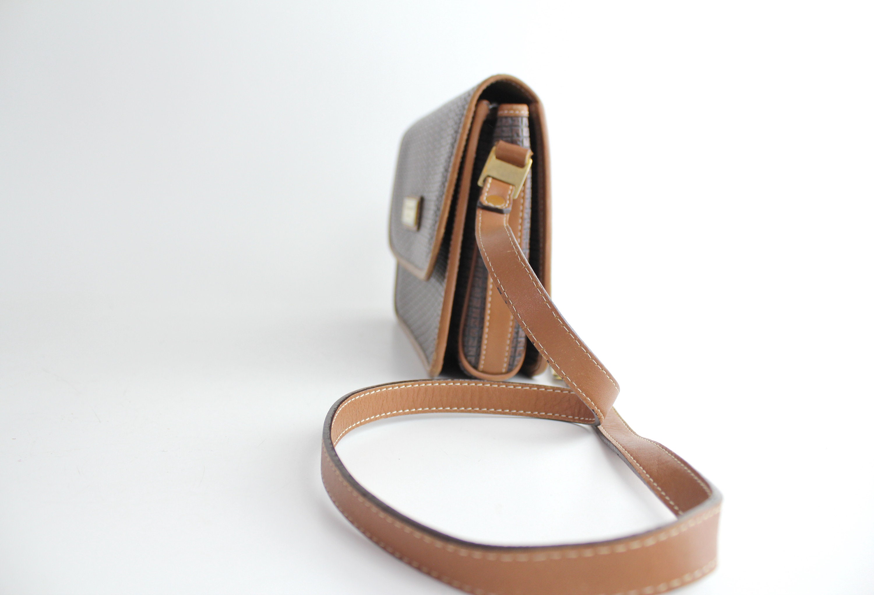 Sac à Main Vintage Ted Lapidus Années 80 En Cuir Marron - Petit Format, état TBE, Voir Photos