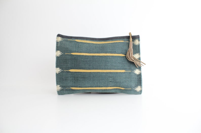 Vintage 80s Clutch Bag Cotton Knit Tapestry Top Zip Handbag Woven Southwest Carpet Bag image 4