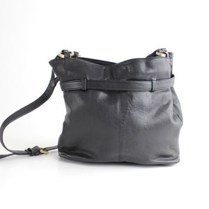 Vintage 1980s Leather Purse Belted Cinch Top Shoulder Bag Supple Black Leather Bag image 4