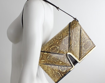 Bolso de mano vintage de los años 70 de piel de pitón y cuero / Bolso de mano estructurado de cuero / Bolso de hombro de piel de serpiente exótica / En estado casi impecable