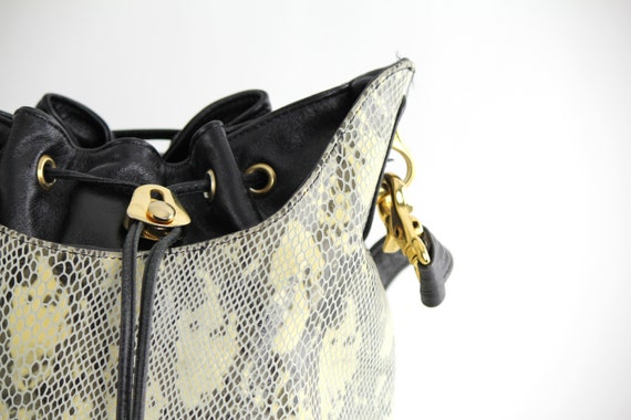 Vintage 1980s Leather Cinch Bag | Embossed Snakes… - image 5