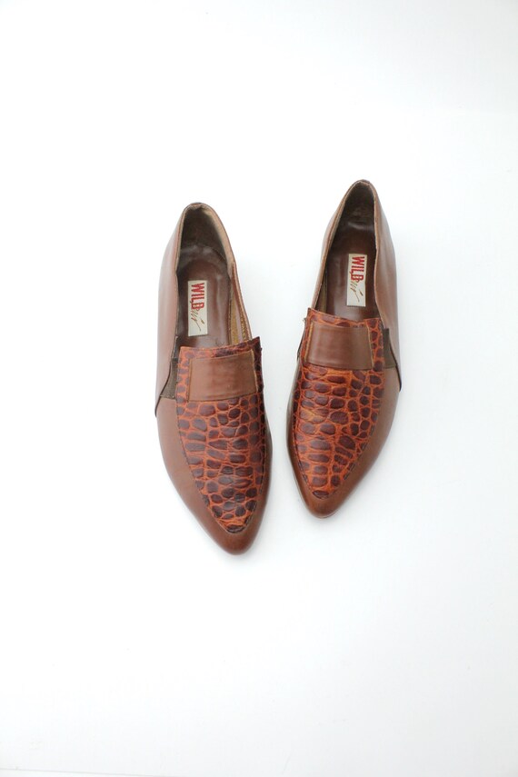 size 9 | Vintage 80s Embossed Leather Shoes | Brow