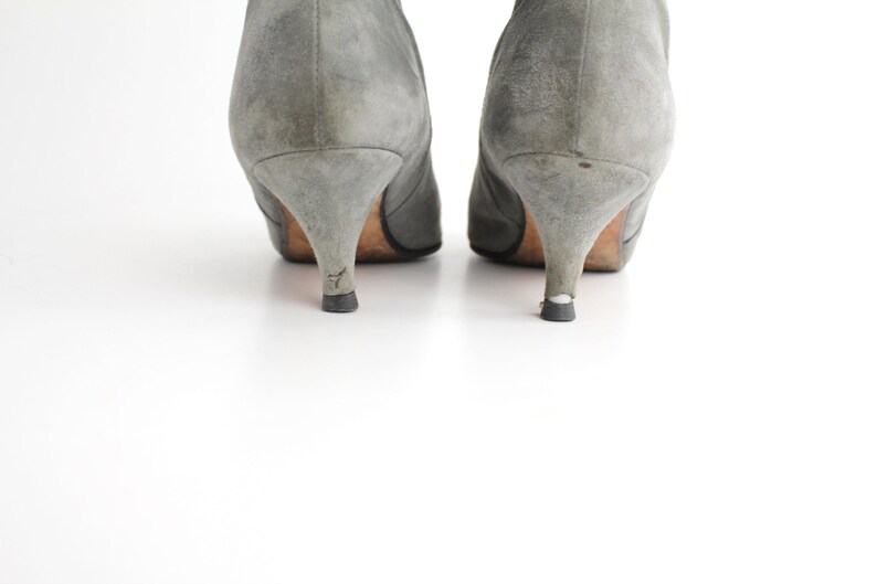 Italian Leather Gored Ankle Boots AS-IS 37.5 size 7 Minimal Nubuck Leather Booties Vintage Gray Leather Ankle Boots