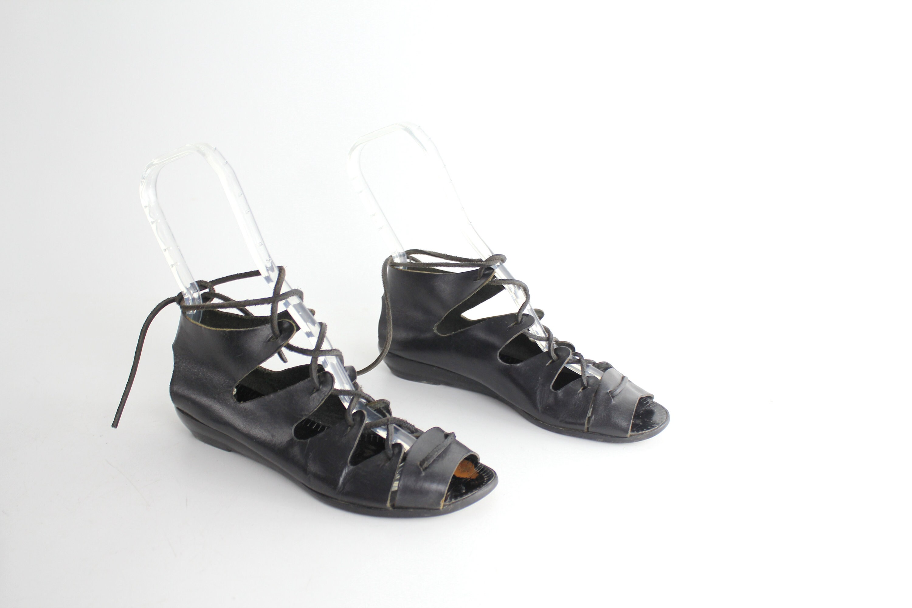 Sz 7 Vintage Italian Leather Sandals | Black Leather