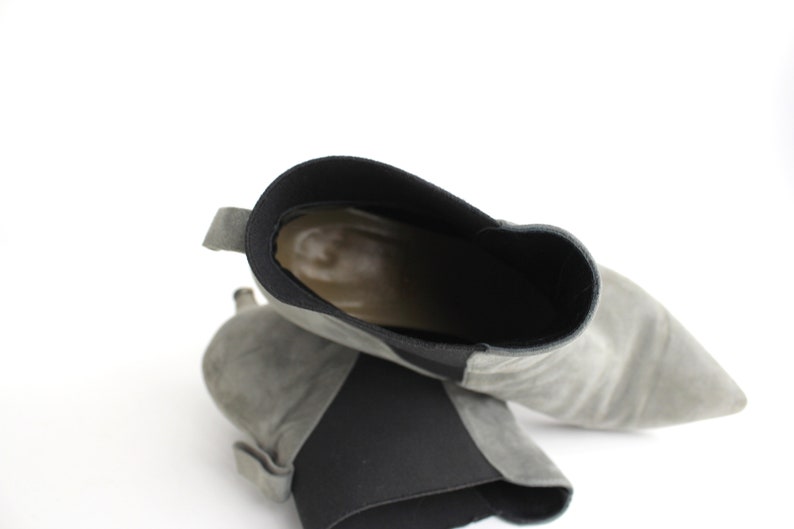 Italian Leather Gored Ankle Boots AS-IS 37.5 size 7 Minimal Nubuck Leather Booties Vintage Gray Leather Ankle Boots
