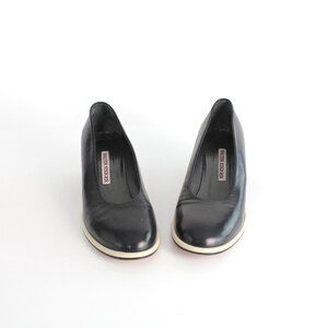 size 8 Vintage Walter Steiger Black Leather Pumps Round Toe Smooth Leather Court Shoes 38.5 image 4