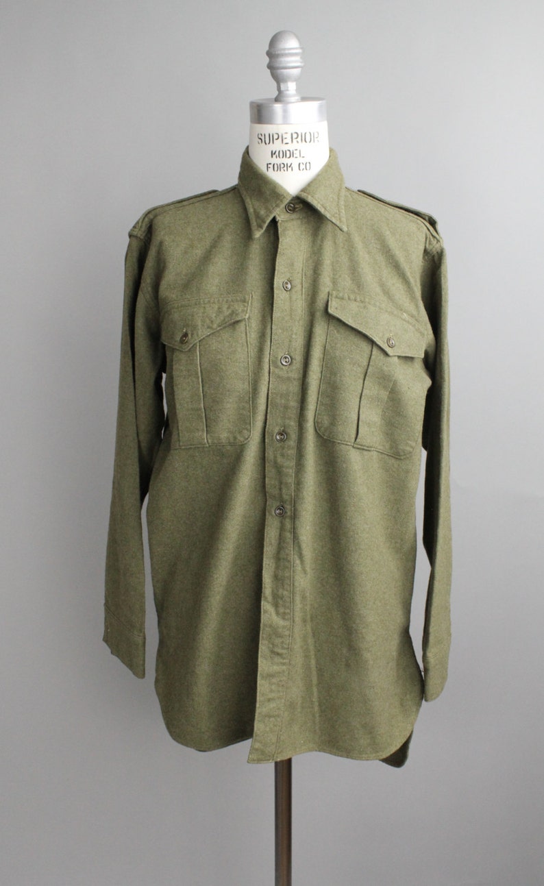 Vintage 1940s Irish Military Wool Shirt Utility Long Sleeve Wool Flannel Shirt Army Field Shirt From Belfast image 9