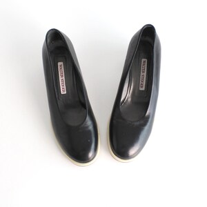 size 8 Vintage Walter Steiger Black Leather Pumps Round Toe Smooth Leather Court Shoes 38.5 image 2