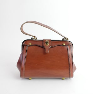 Bolso de cuero vintage de la década de 1960 / Bolso estructurado de cuero marrón siena