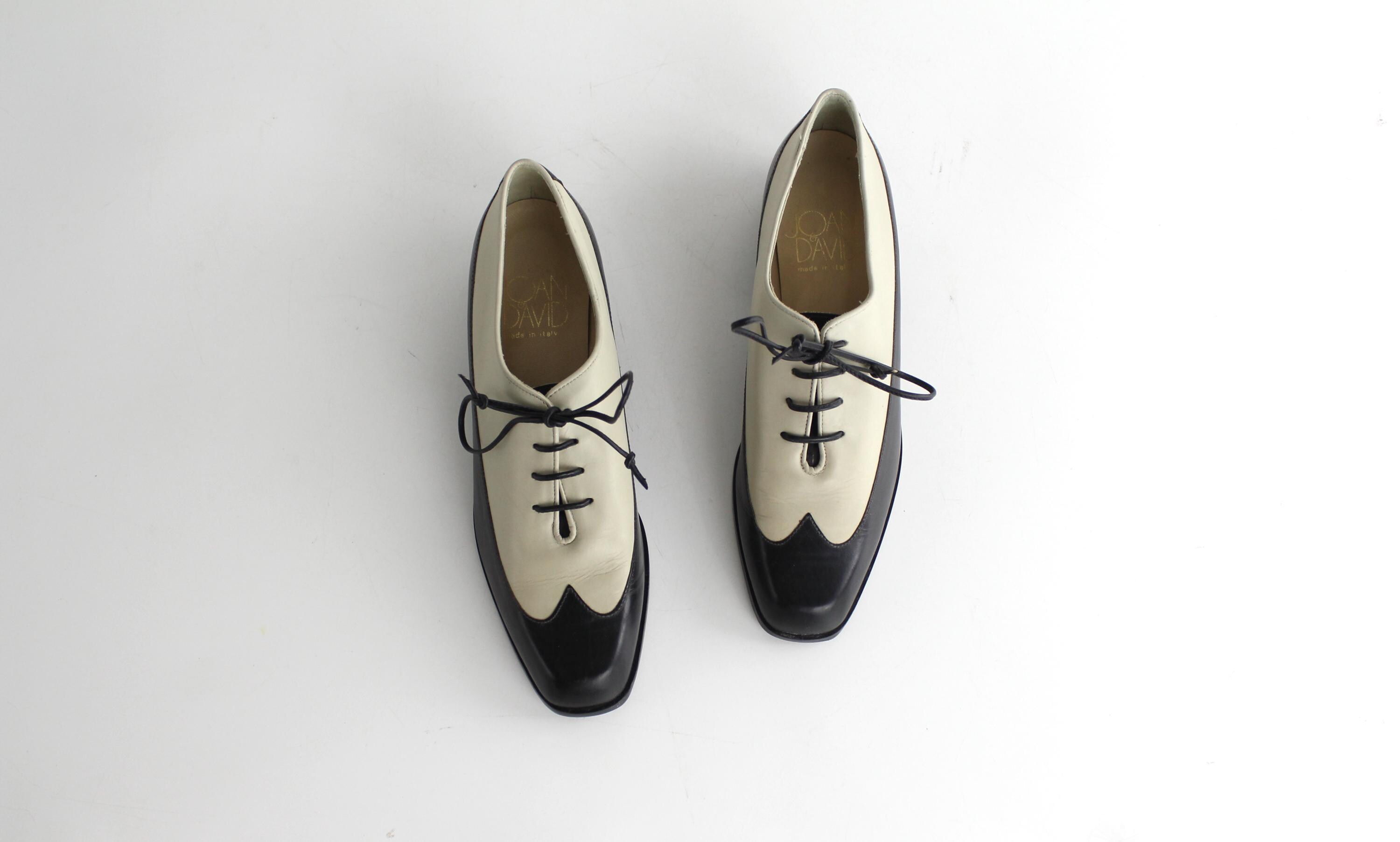 Joan & David Handmade Italian Wingtip Shoes Joan & David Handmade in Italy Mary Jane Wingtips Size 10M  main image 4