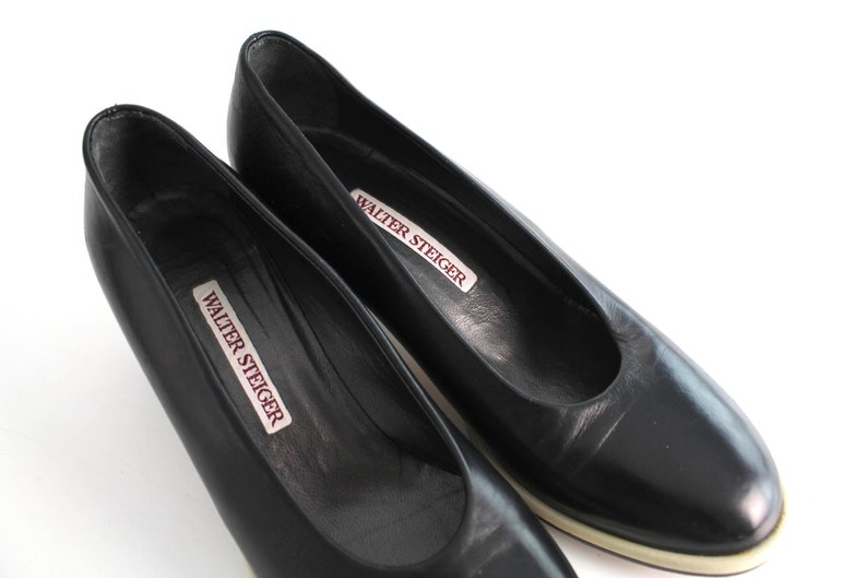 size 8 Vintage Walter Steiger Black Leather Pumps Round Toe Smooth Leather Court Shoes 38.5 image 3