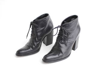 sz 6-6.5 Vintage Joan & David Black Leather Ankle Boots | Pointed Toe Leather Chunky Heel Lace-Up Shoes | Handmade in Italy |37