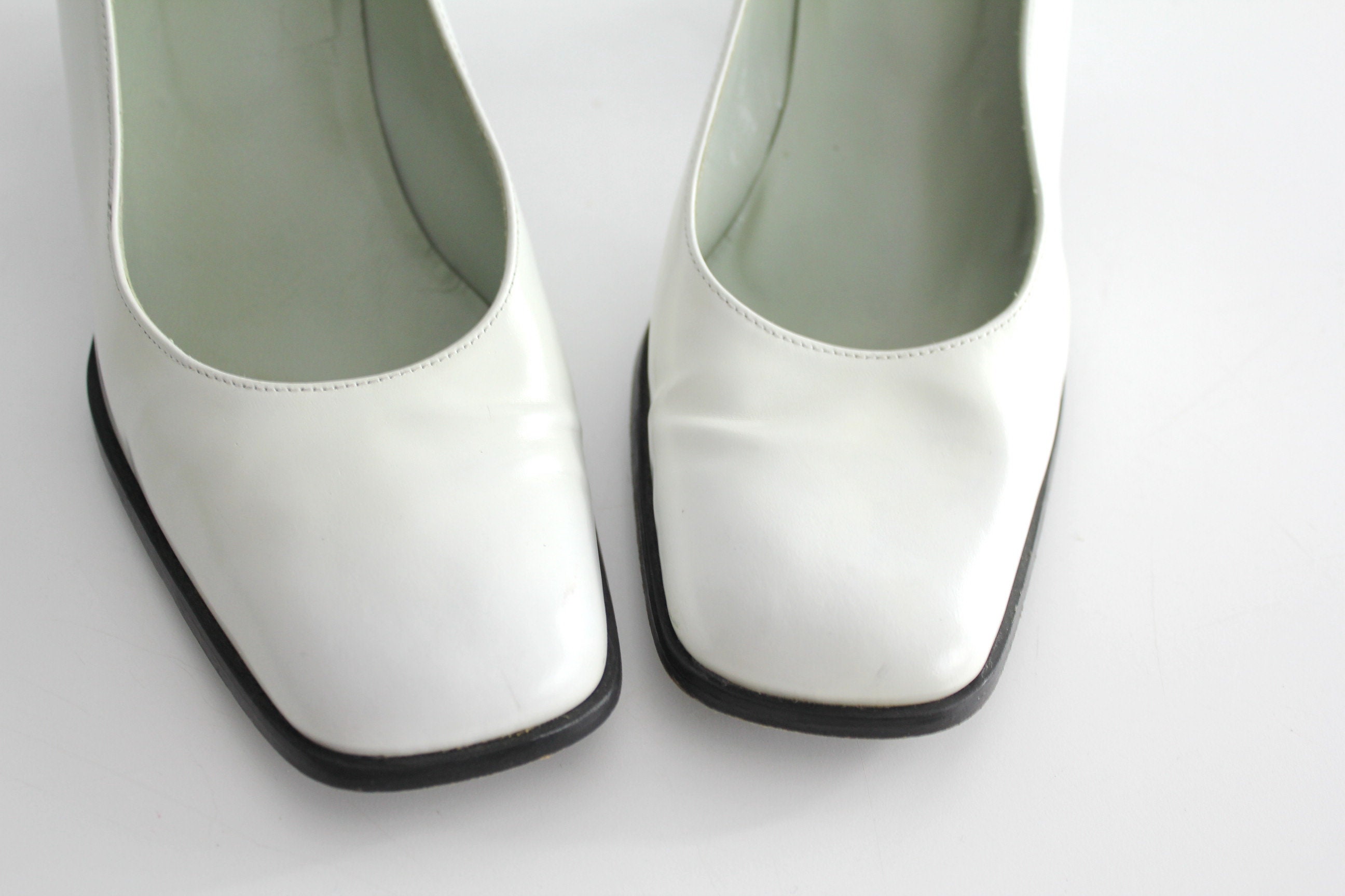 Escarpins Peep Toe Charles Jourdan - Noir Et Blanc à Pois - Taille US 7 - Talons Hauts - Neufs
