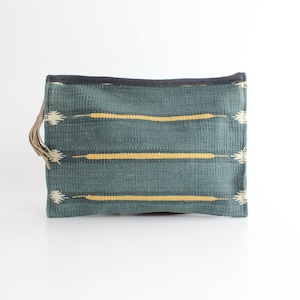 Vintage 80s Clutch Bag | Cotton Knit Tapestry Top Zip Handbag | Woven Southwest Carpet Bag
